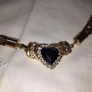 Fancy braided chain heart neckace